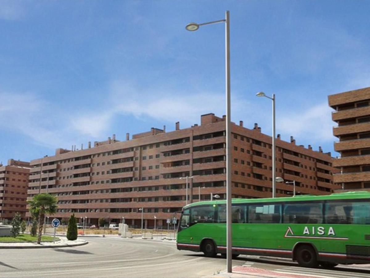 Aires De Toledo-Parque Warner Y Madrid En Familia Exterior foto