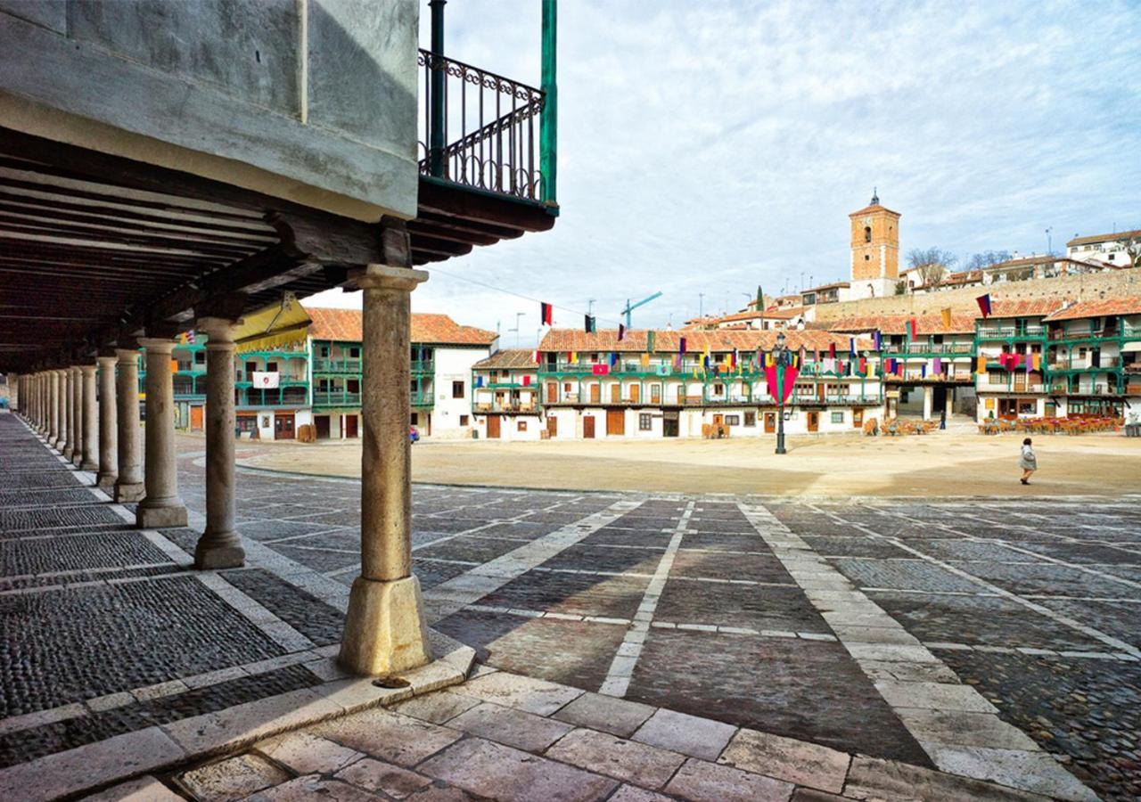 Aires De Toledo-Parque Warner Y Madrid En Familia Exterior foto